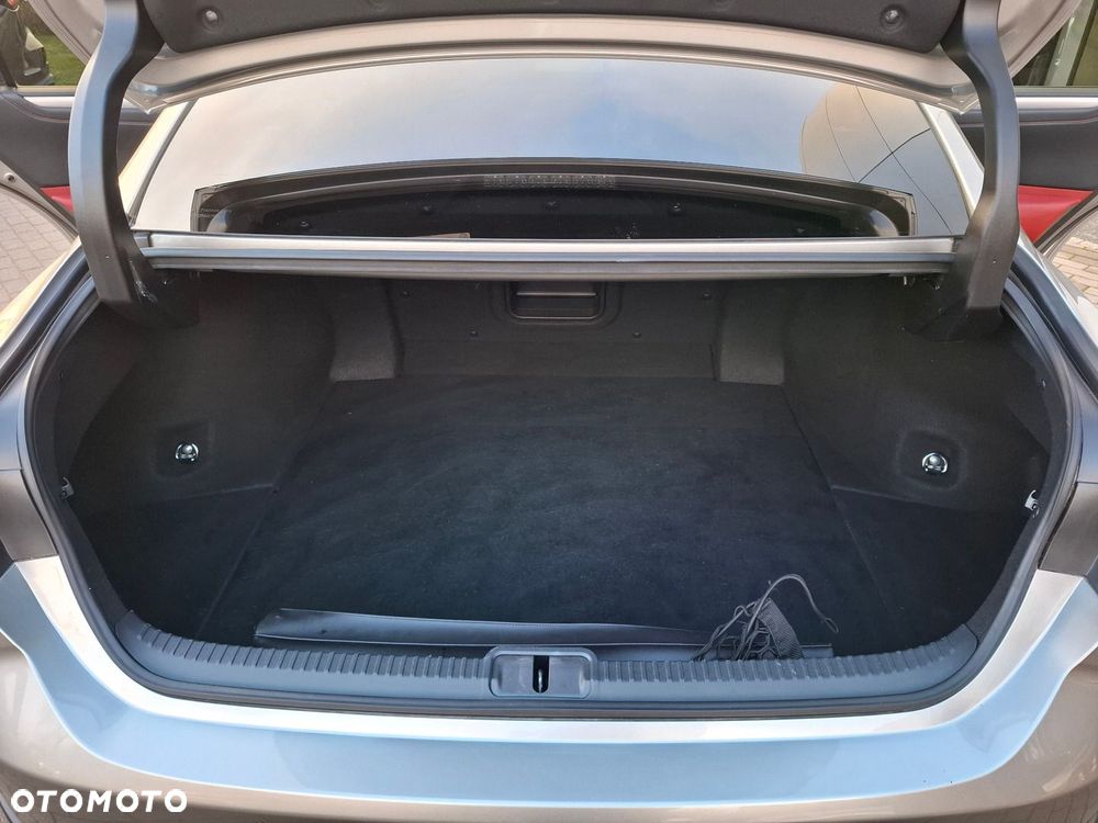 Lexus ES 300h F Sport Edition - 27