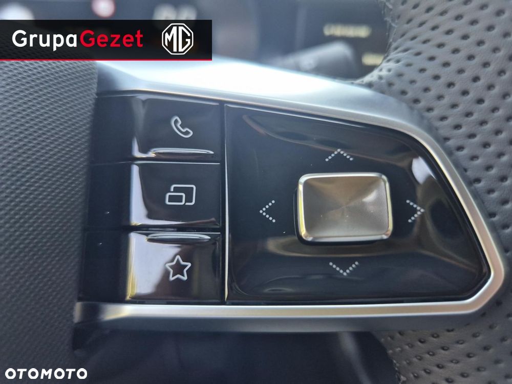 MG ZS - 13