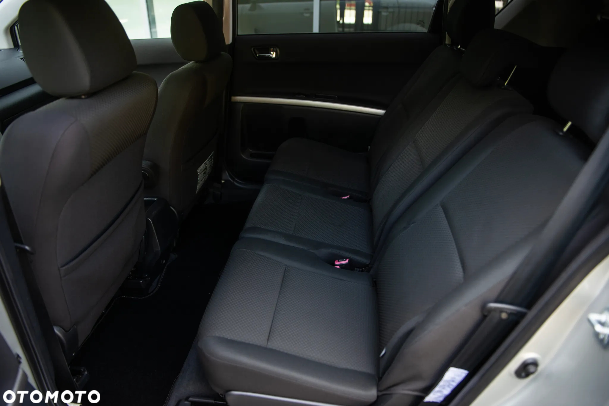 Toyota Corolla Verso 1.8 Premium - 19