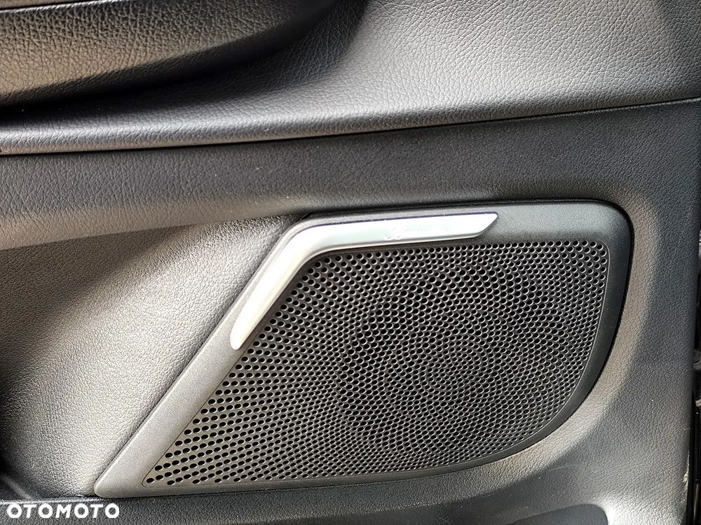 Mercedes-Benz Klasa V 300 d Extralang 4Matic 9G-TRONIC Avantgarde - 18
