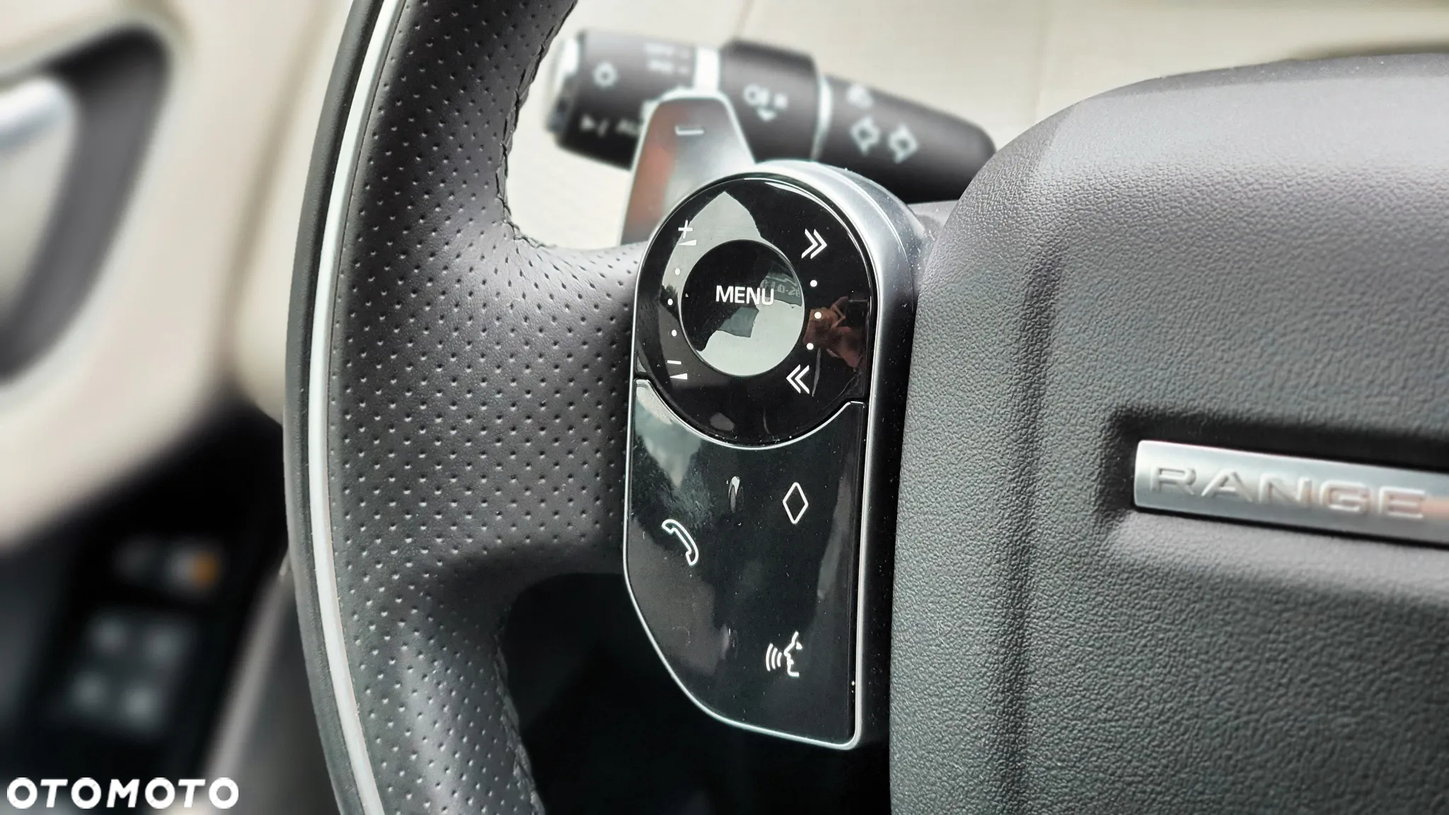 Land Rover Range Rover Velar 2.0 SD4 R-Dynamic SE - 34