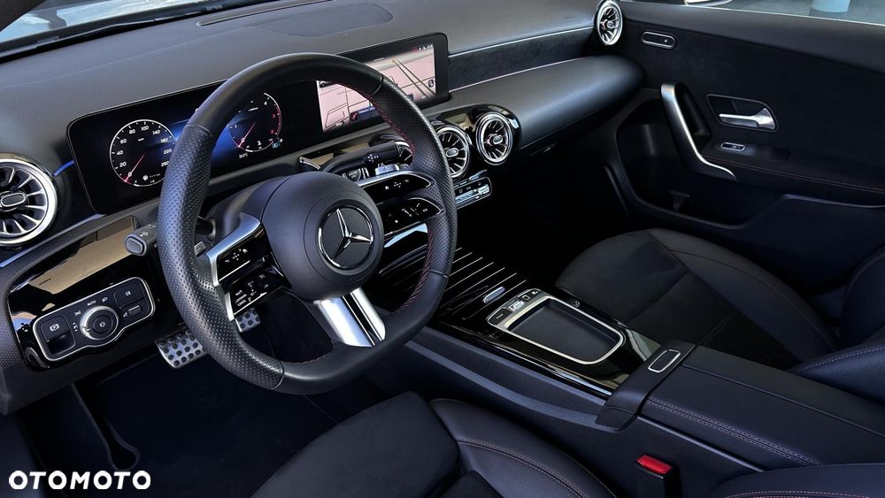 Mercedes-Benz Klasa A 220 d AMG Line 8G-DCT - 11