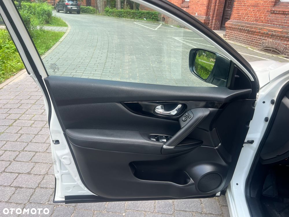 Nissan Qashqai 1.6 DCi Xtronic TEKNA - 15