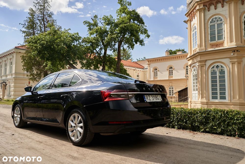 Skoda Superb 2.0 TDI SCR 4x4 Style DSG - 7