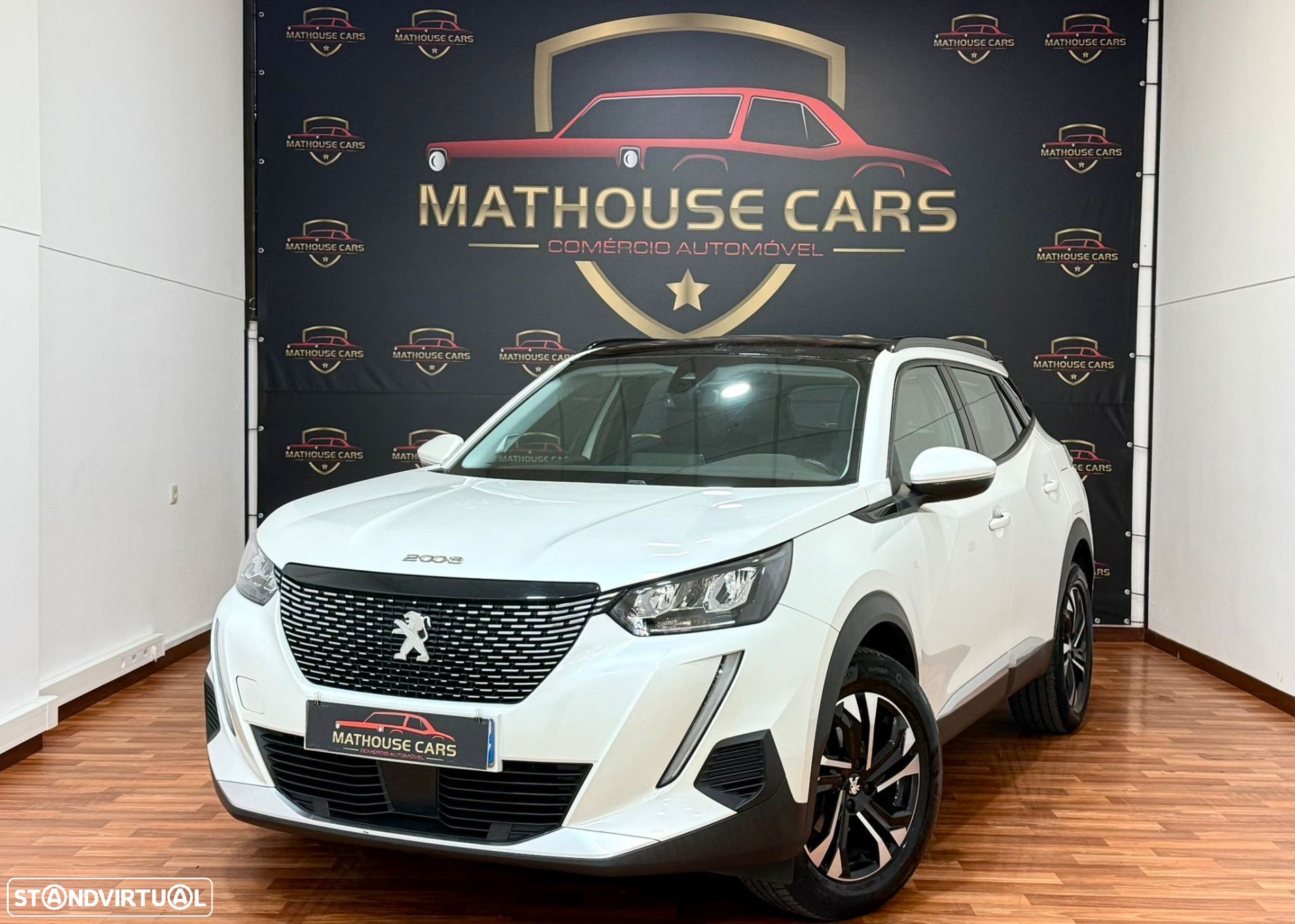 Peugeot 2008 1.2 PureTech Allure EAT8 - 1
