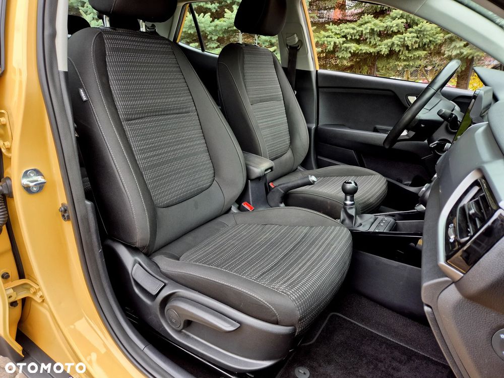 Kia Stonic 1.2 L Business Line - 8