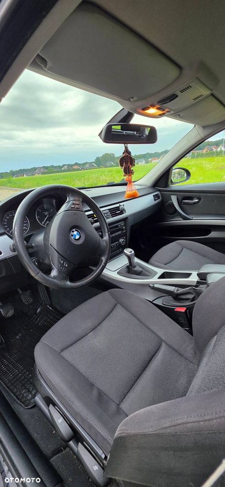 BMW Seria 3 - 10