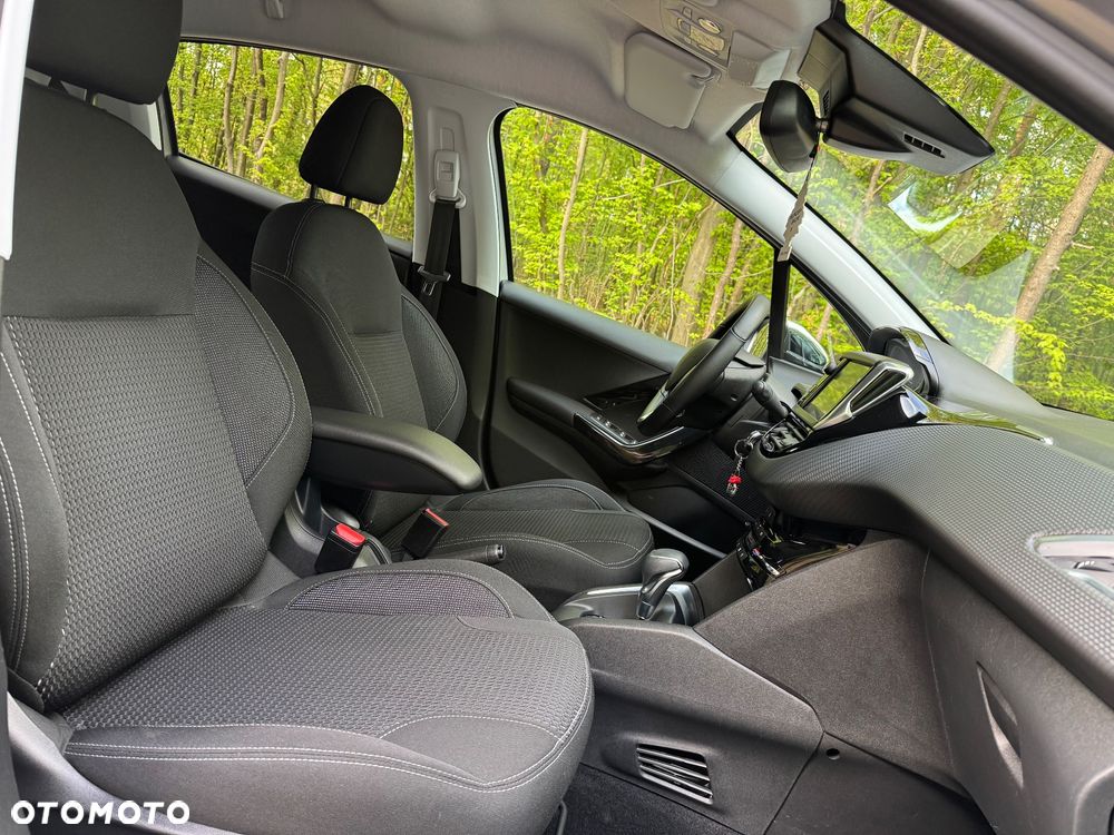 Peugeot 208 PureTech 110 Stop & Start EAT6 Tech Edition - 25