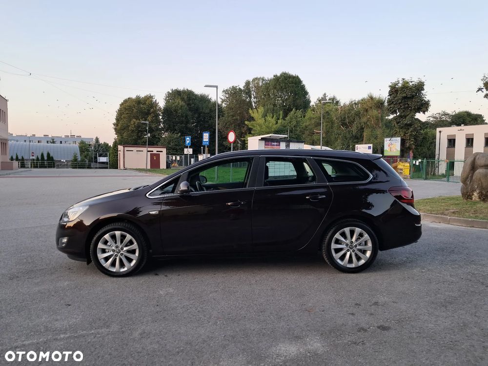 Opel Astra 1.4 Turbo Exklusiv - 3