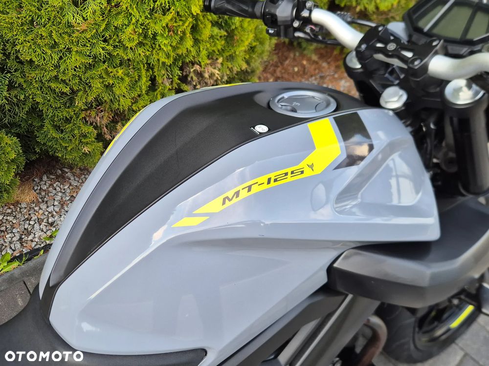Yamaha MT - 11
