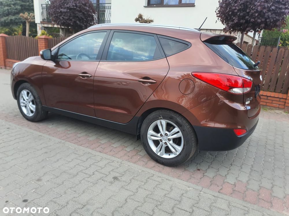 Hyundai ix35 1.6 2WD Fifa World Cup Edition - 3