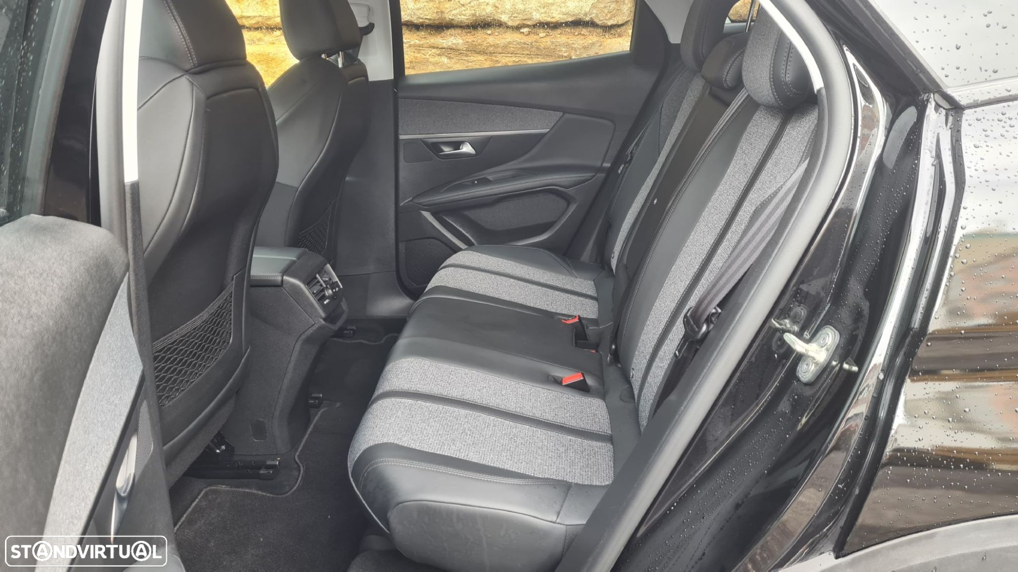 Peugeot 3008 1.5 BlueHDi Allure - 38