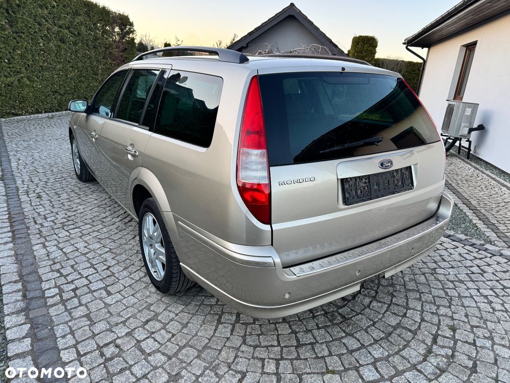 Ford Mondeo - 19