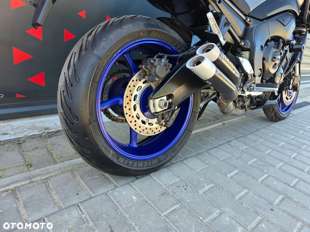 Yamaha FZ8 - 25