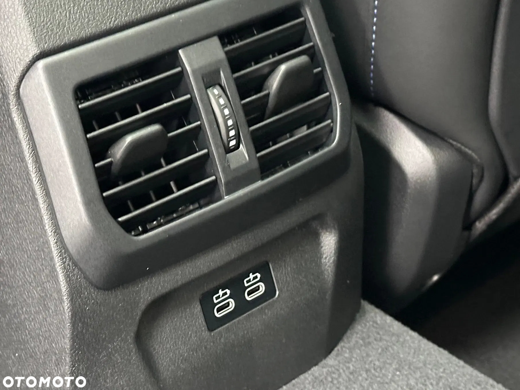 BMW Seria 2 - 32