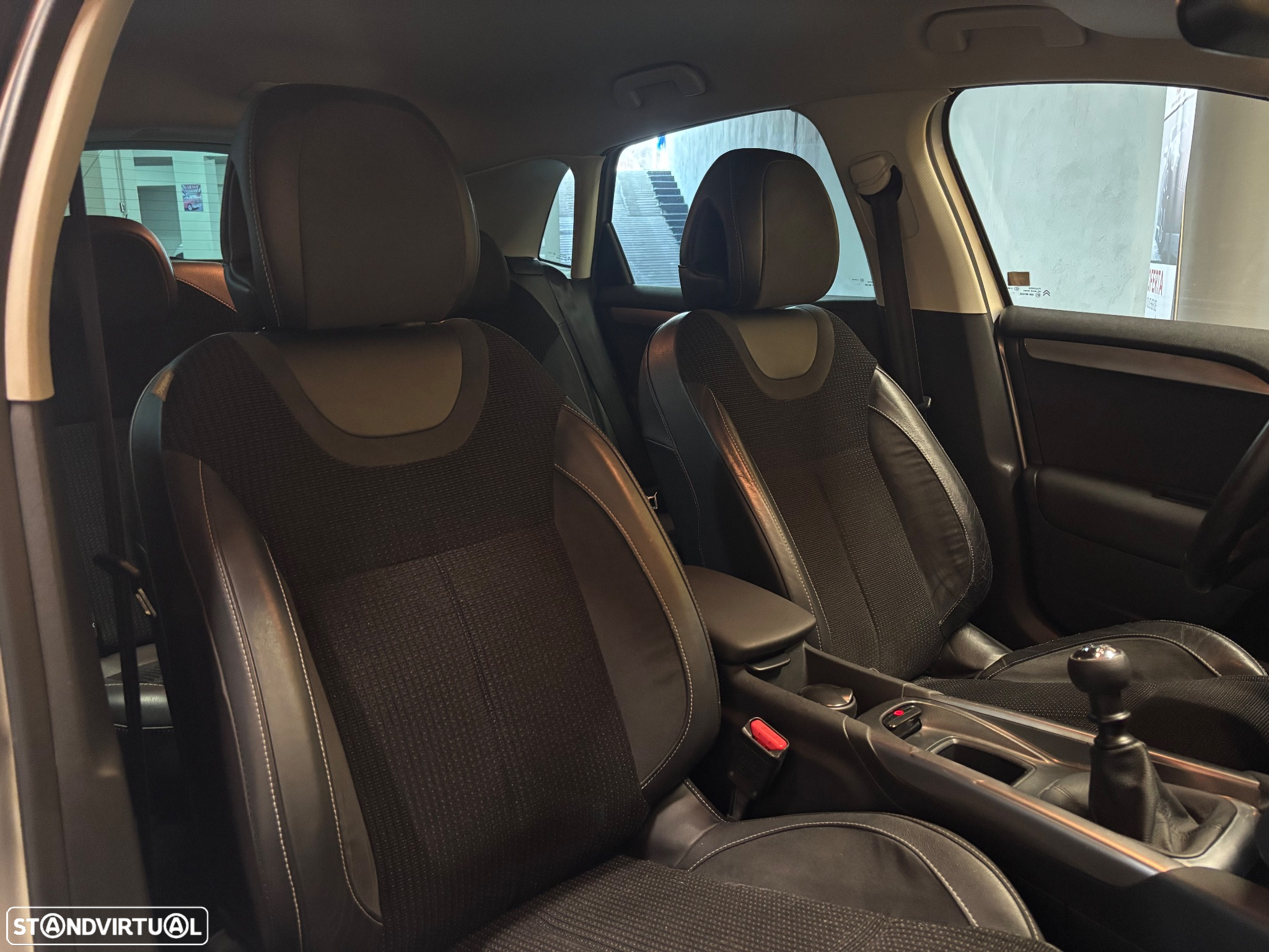 Citroën C4 1.6 e-HDi Exclusive - 14