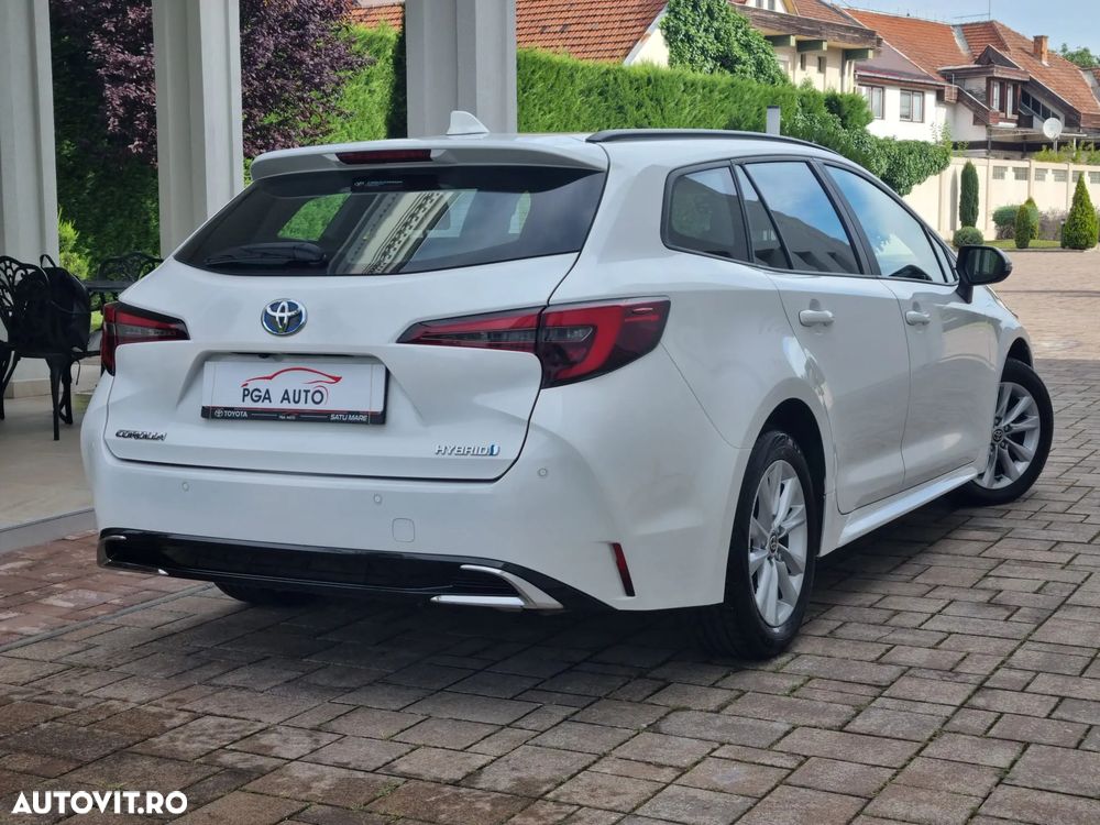 Toyota Corolla 1.8 Business Edition - 6