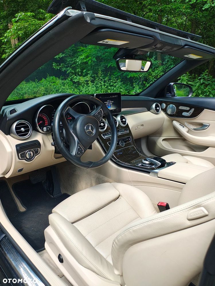 Mercedes-Benz Klasa C 300 9G-TRONIC Edition 1 - 12