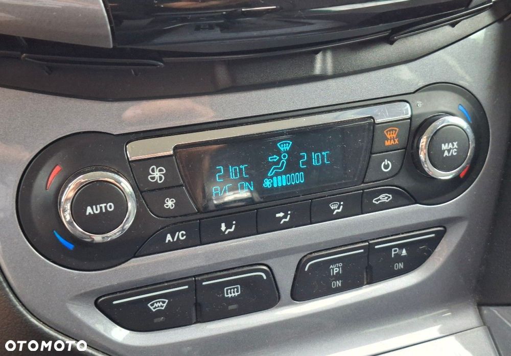 Ford Focus - 27