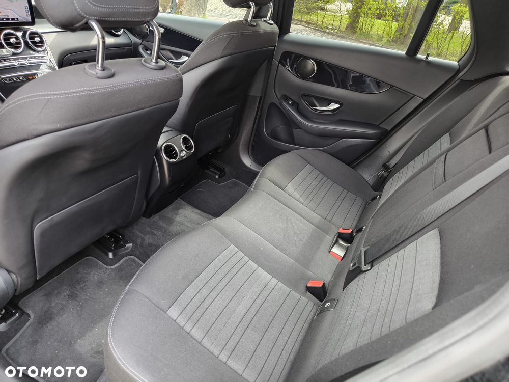 Mercedes-Benz GLC 200 d 4Matic 9G-TRONIC - 17