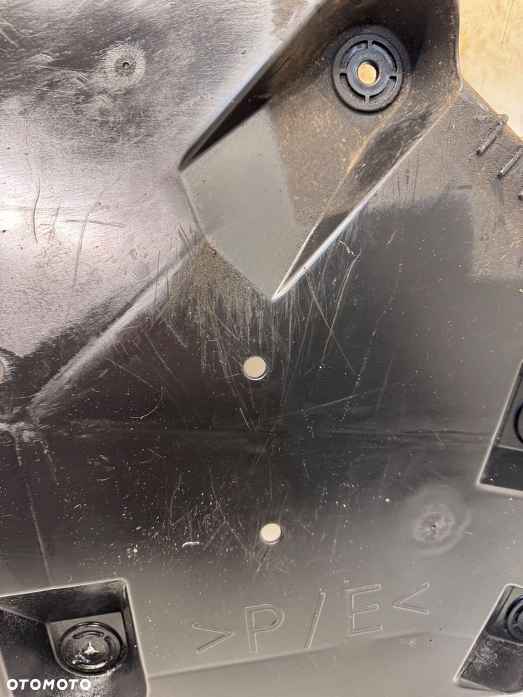 MA-73 OSŁONA ZBIRONIKA ADBLUE - 4