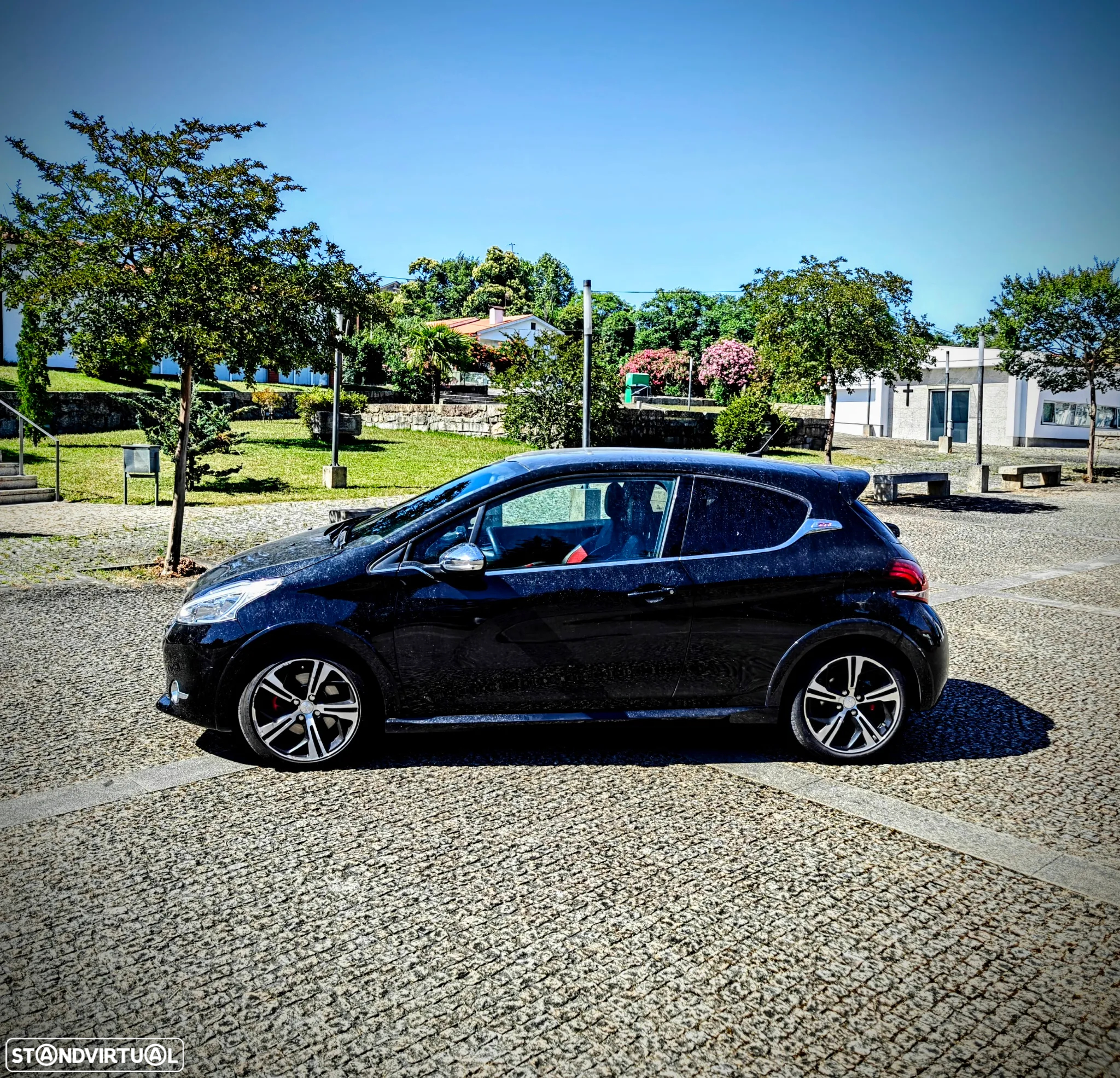Peugeot 208 GTI 200 THP - 5