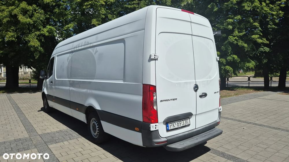 Mercedes-Benz SPRINTER - 3