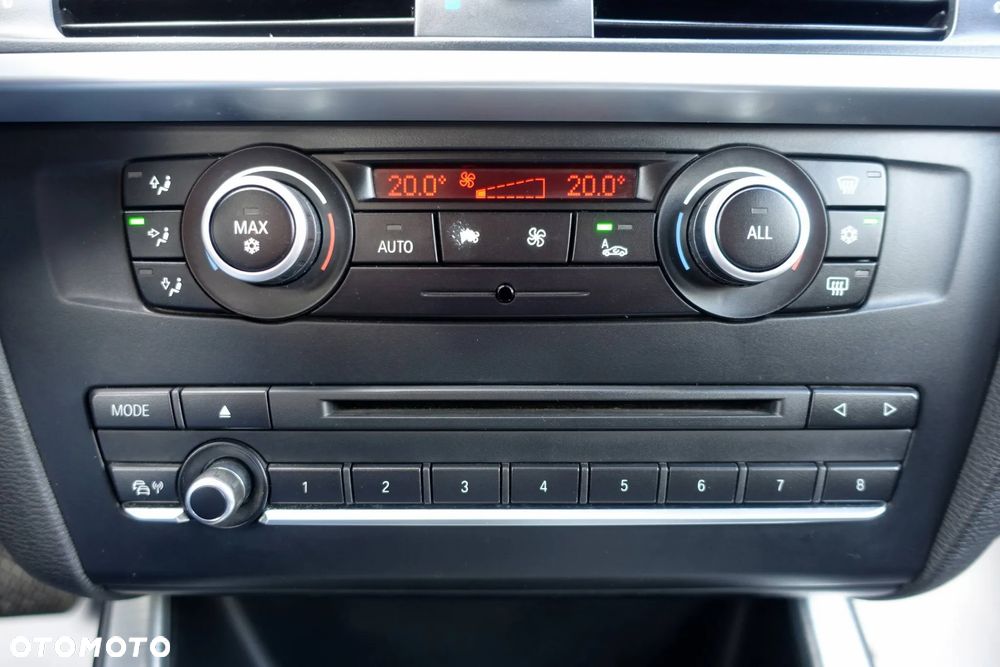 BMW X3 xDrive20d - 23