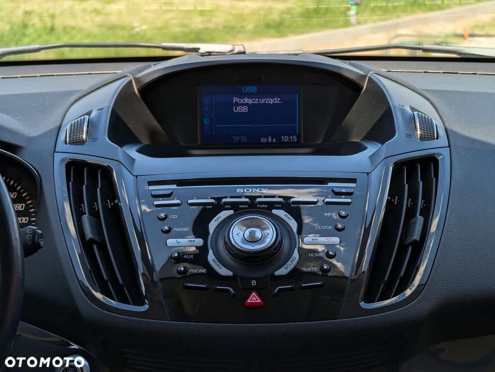 Ford Kuga 2.0 TDCi 4x4 Titanium - 28
