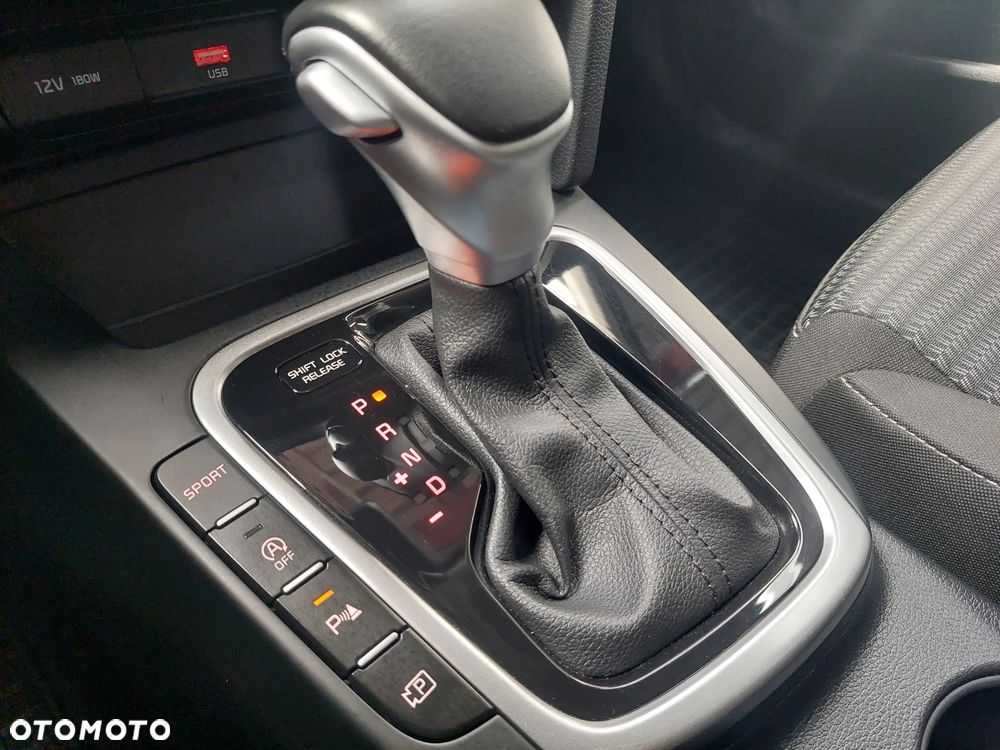 Kia Ceed - 39
