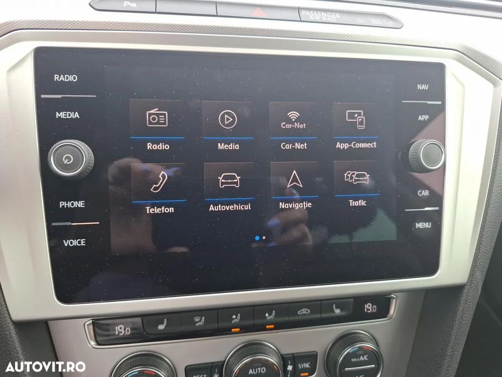 Volkswagen Passat Variant 2.0 TDI Comfortline - 11