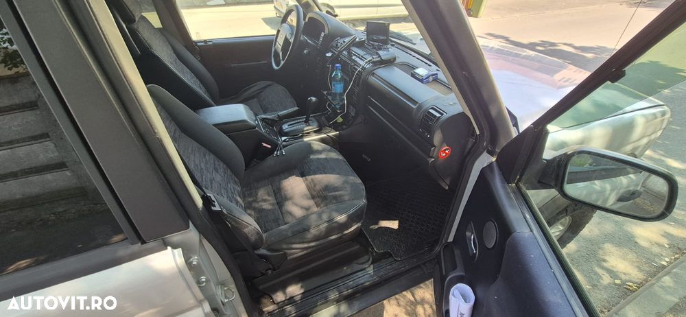 Land Rover Discovery - 7