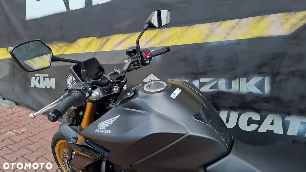 Honda CB - 17