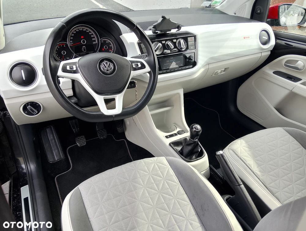 Volkswagen up! (BlueMotion Technology) beats - 7