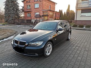 BMW Seria 3 318d