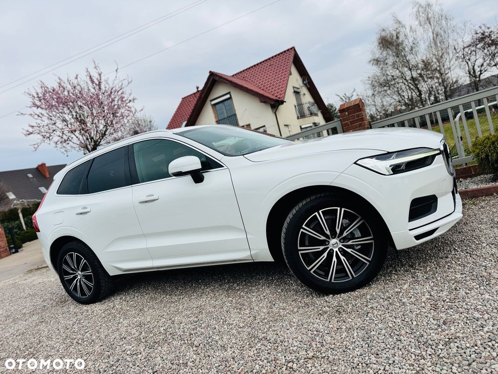 Volvo XC 60 B4 D AWD Geartronic Momentum Pro - 18
