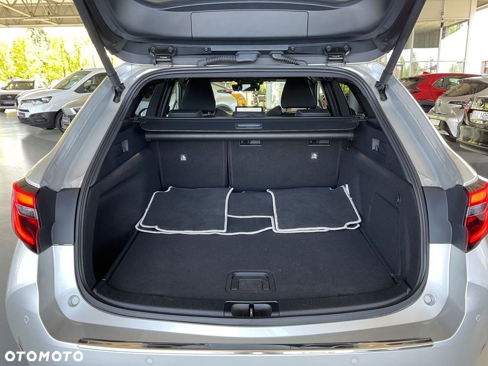 Toyota Corolla 2.0 Hybrid Style - 9