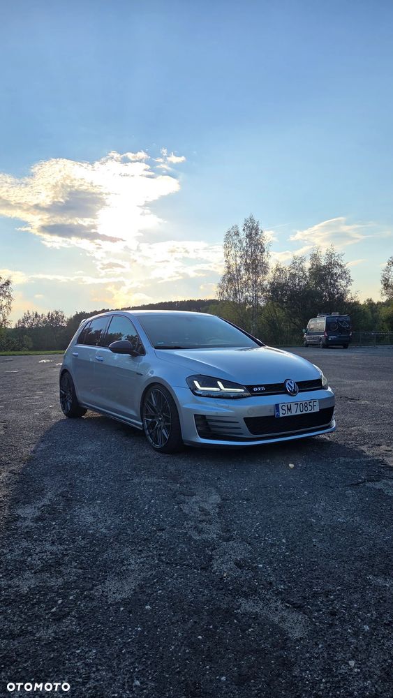 Volkswagen Golf 2.0 TDI BMT GTD - 4