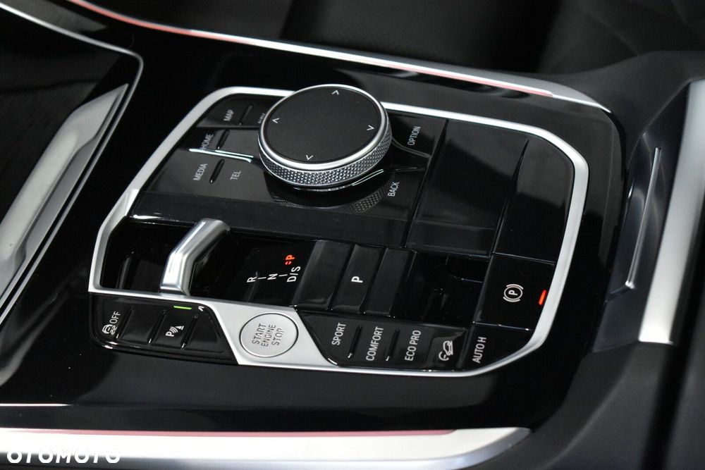 BMW X5 xDrive40d mHEV sport - 24