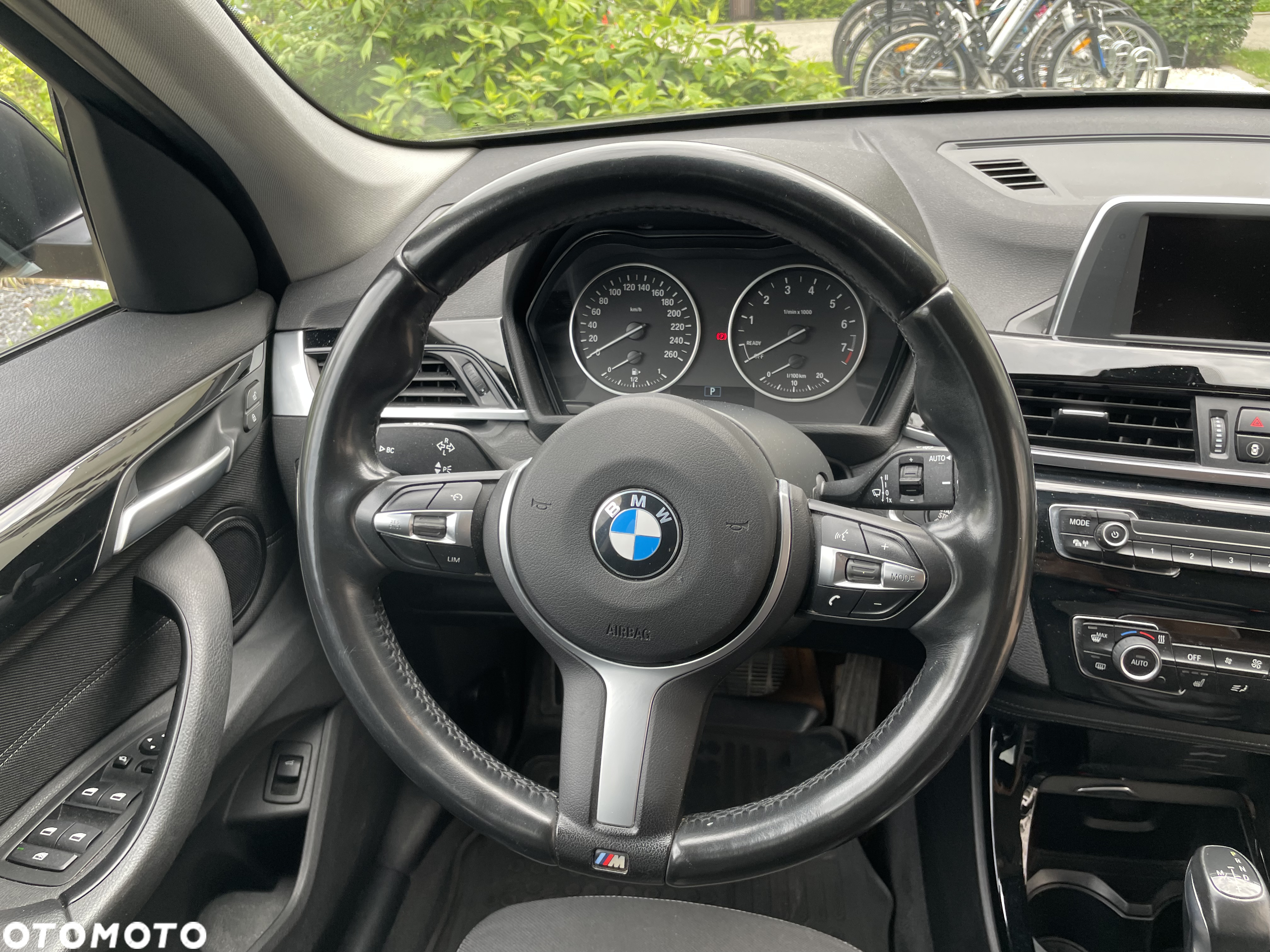 BMW X1 sDrive20i Sport Line - 16