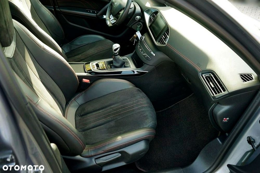 Peugeot 308 - 22