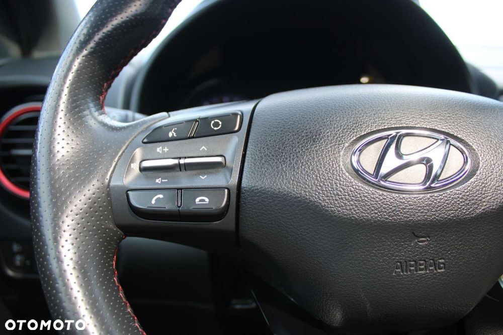 Hyundai Kona - 31