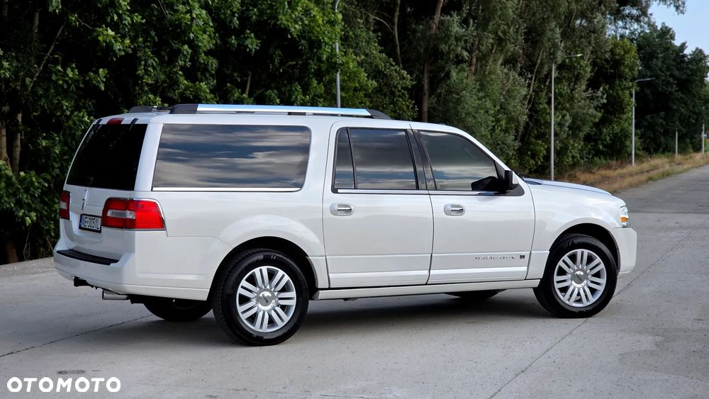 Lincoln Navigator 5.4 4WD Luxury - 13
