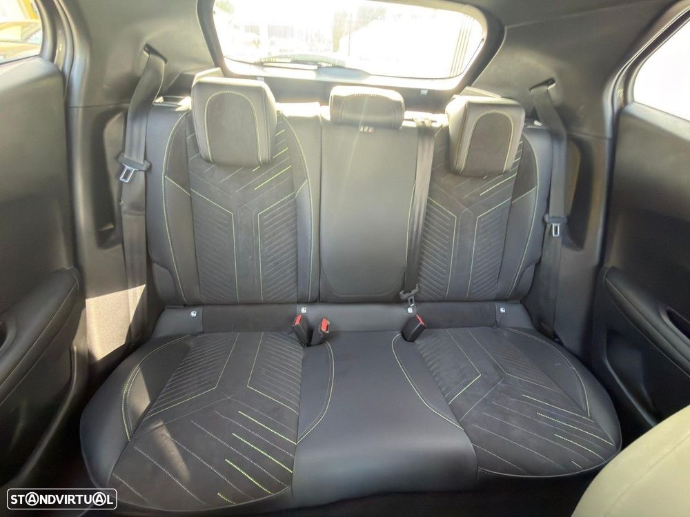 Peugeot 2008 1.2 PureTech Allure Pack EAT8 - 8