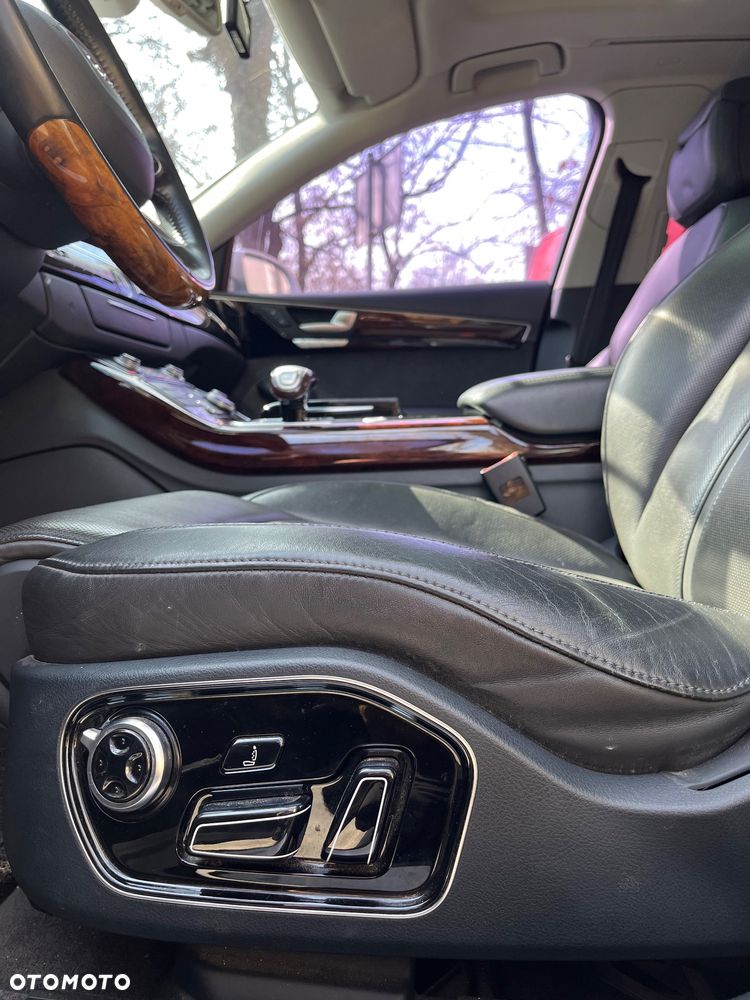 Audi A8 4.2 FSI L Quattro - 12
