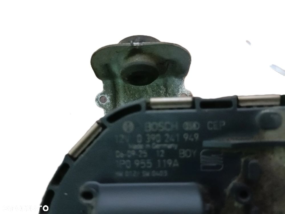 SEAT LEON II 05-12 SILNICZEK WYCIERACZKI BOSCH 0390241949 * - 3