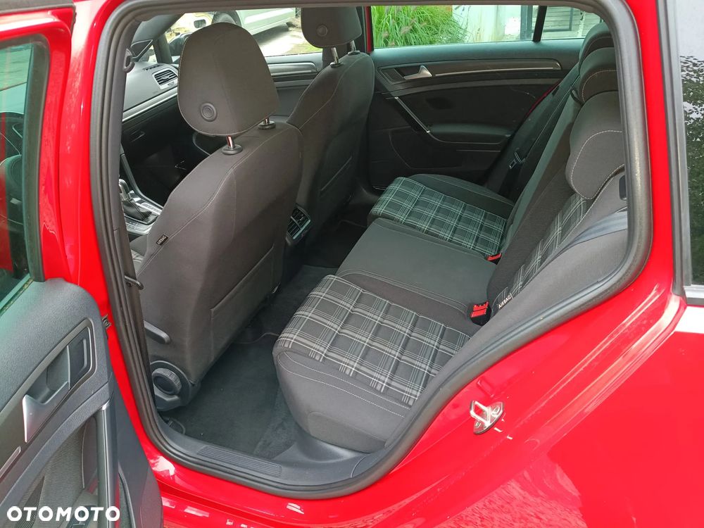 Volkswagen Golf GTD 2.0 TDI SCR DSG - 6