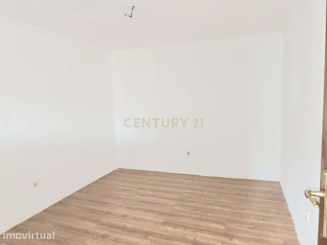 Apartamento T2 em São Vicente, Lisboa - Oportunidade Única! - Grande imagem: 2/8
