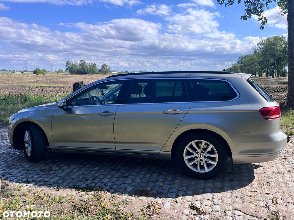 Volkswagen Passat 2.0 TDI BMT Comfortline - 10
