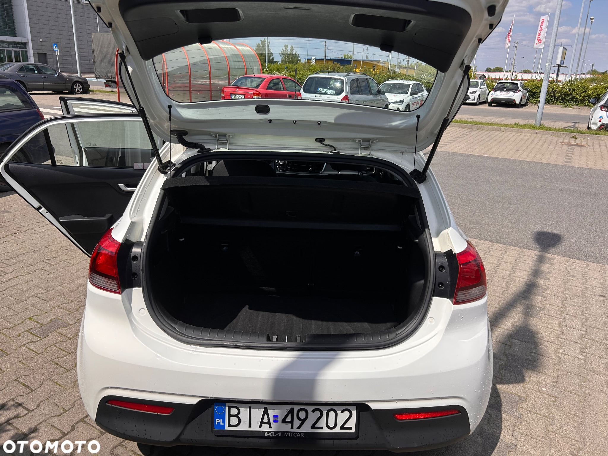 Kia Rio 1.2 Business Line - 21